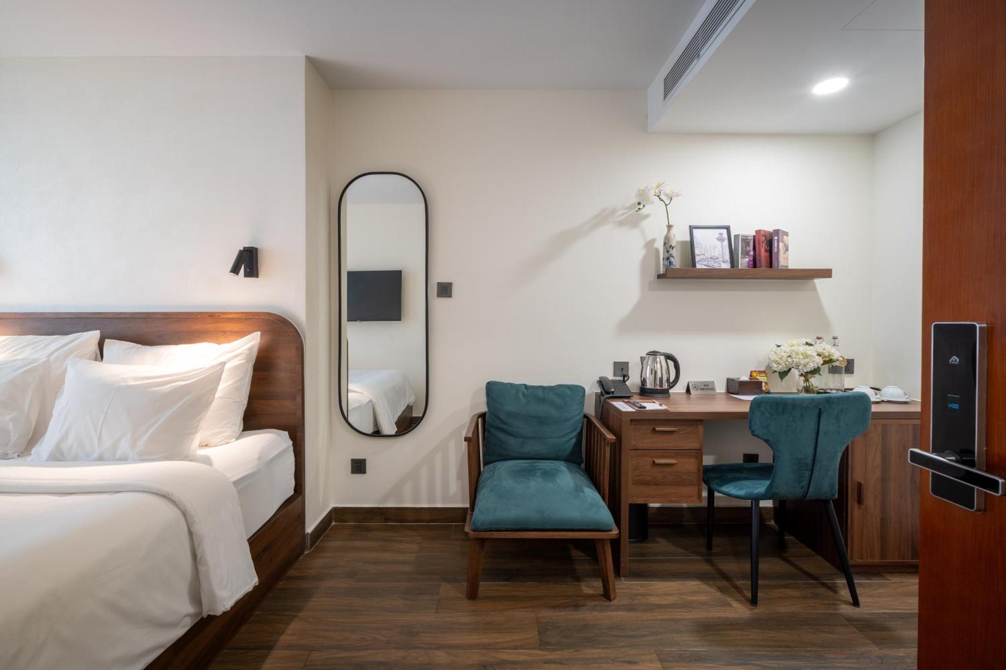Hato Saigon Boutique Hotel & Rooftop Ho Chi Minh-stad Kamer foto