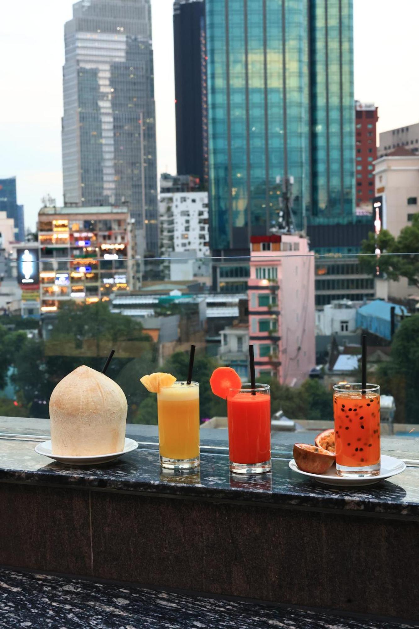 Hato Saigon Boutique Hotel & Rooftop Ho Chi Minh-stad Buitenkant foto