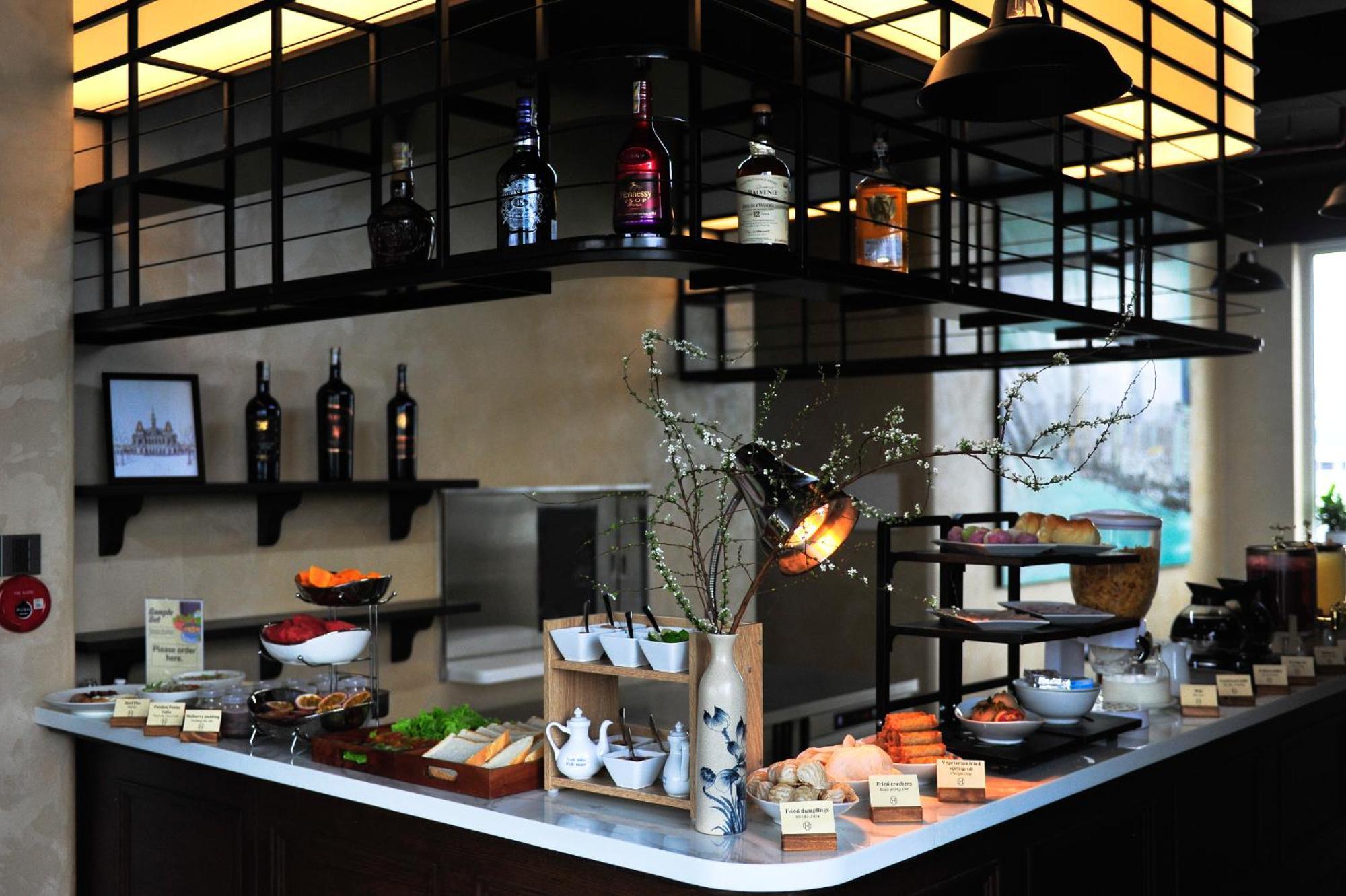 Hato Saigon Boutique Hotel & Rooftop Ho Chi Minh-stad Buitenkant foto