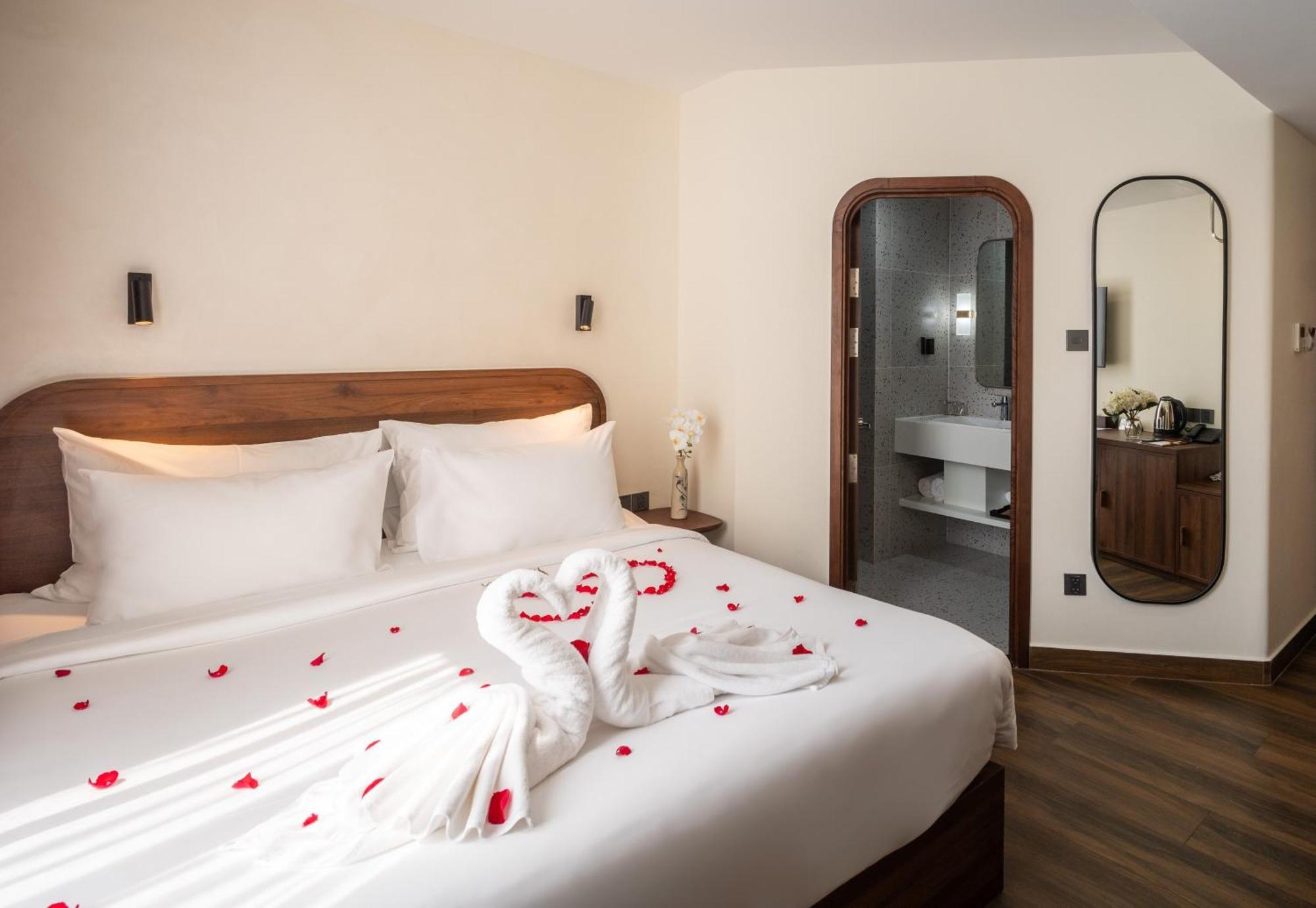 Hato Saigon Boutique Hotel & Rooftop Ho Chi Minh-stad Kamer foto